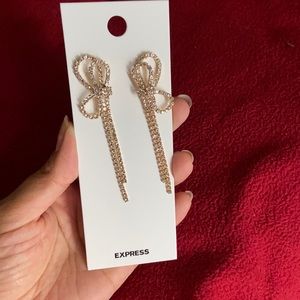 Bow earrings